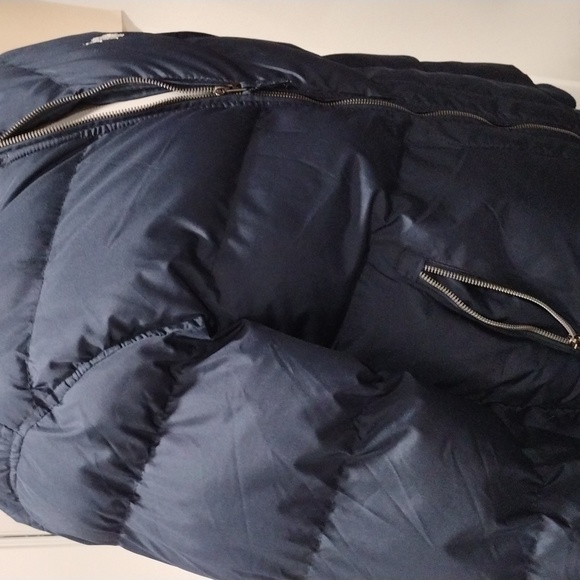 U. S. Polo Assn navy blue puffer jacket. NWT. Medium - Picture 6 of 9